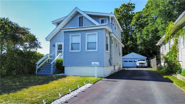 $172,400 | 108 Wells Place, Utica, NY 13502