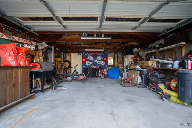 $172,400 | 108 Wells Place, Utica, NY 13502