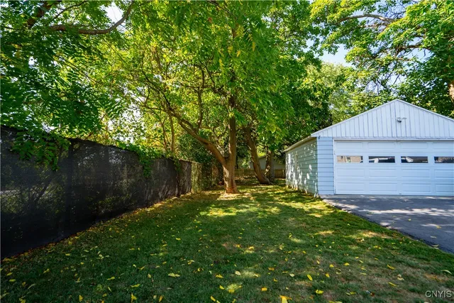 $172,400 | 108 Wells Place, Utica, NY 13502