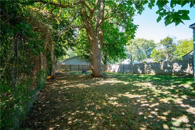 $172,400 | 108 Wells Place, Utica, NY 13502