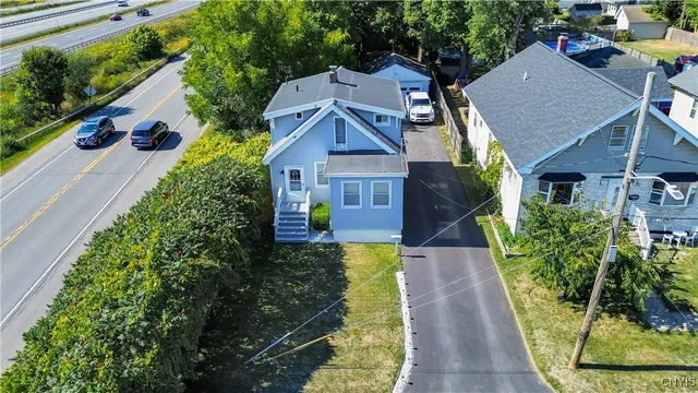 $172,400 | 108 Wells Place, Utica, NY 13502