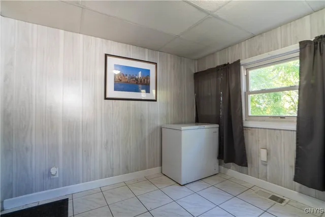 $172,400 | 108 Wells Place, Utica, NY 13502