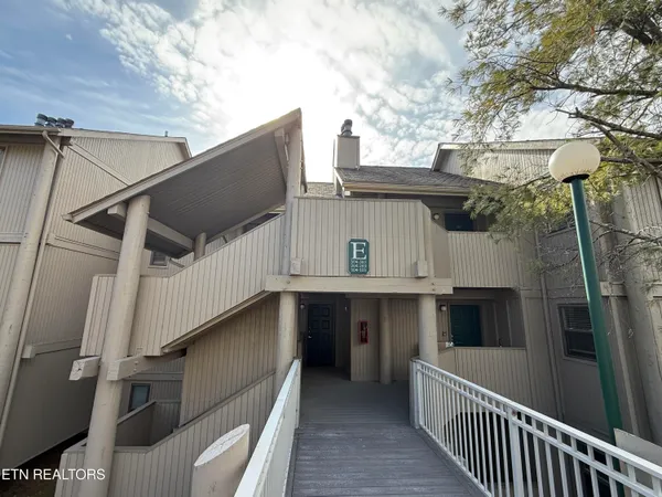 $349,000 | 3710 Weber Road, Unit 303E, Gatlinburg, TN 37738