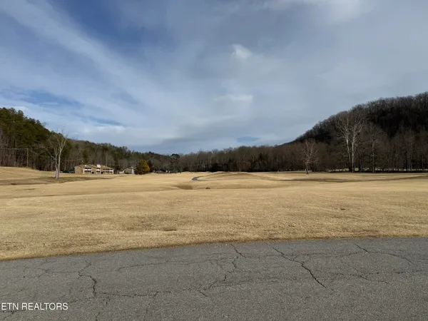 $339,000 | 3710 Weber Road, Unit 303E, Gatlinburg, TN 37738