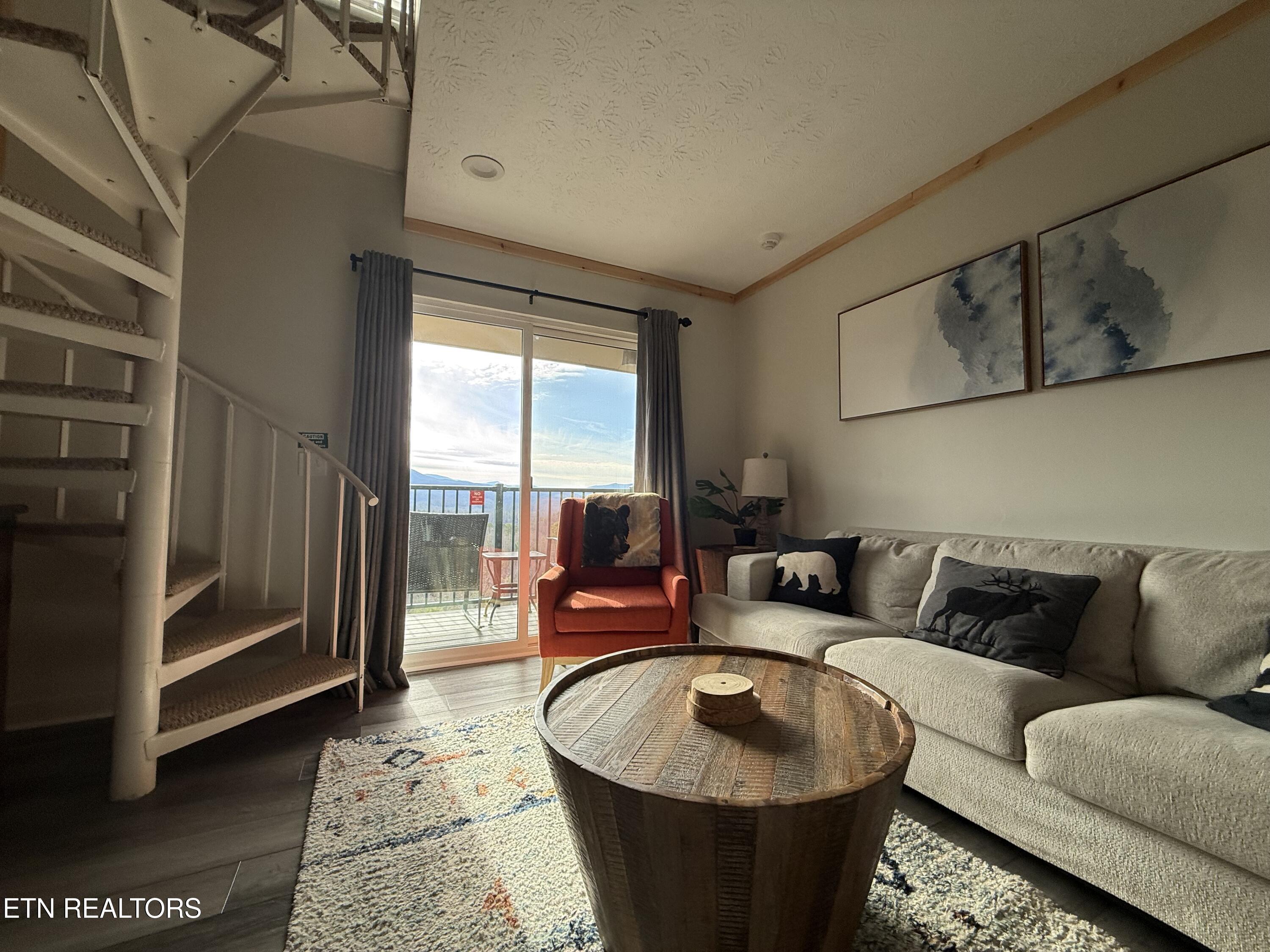 3710 Weber Road, Unit 303E Gatlinburg, TN 37738 - Photo 4 of 24 IMG_2605