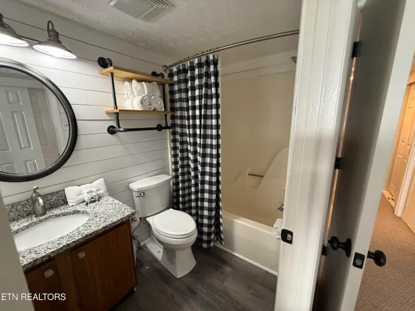 $339,000 | 3710 Weber Road, Unit 303E, Gatlinburg, TN 37738