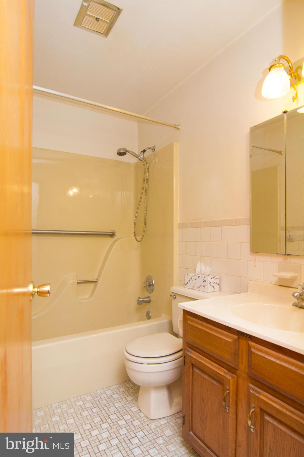 2538 Bert Fowler Road Hampstead, MD 21074 - Photo 10 of 23 Bath