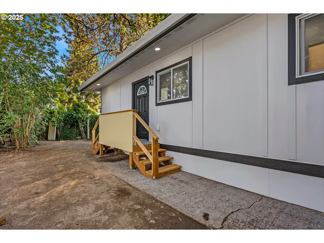 $129,900 | 13820 Southwest Electric Street, Unit 105, Beaverton, OR 97005