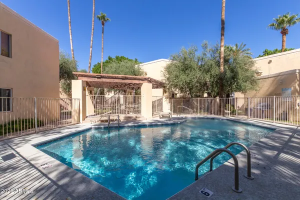 $3,500 | 6240 North 16th Street, Unit 40, Phoenix, AZ 85016