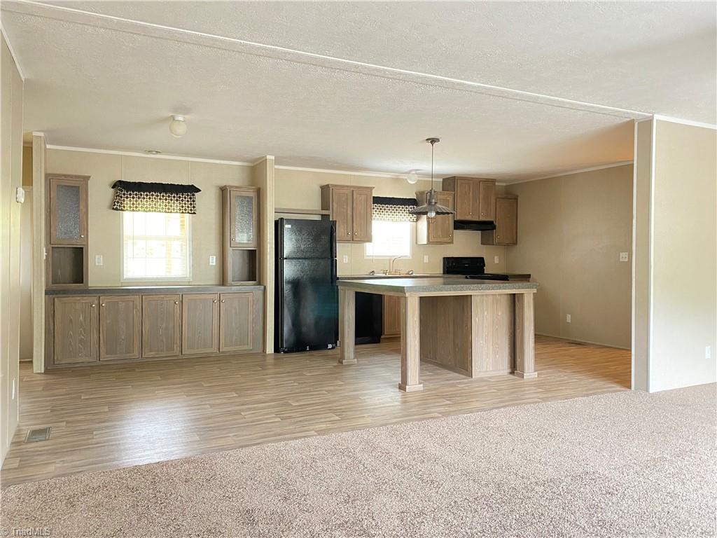 156 Anderson Road Eden, NC 27288 - Photo 3 of 13 Gallery Image 3