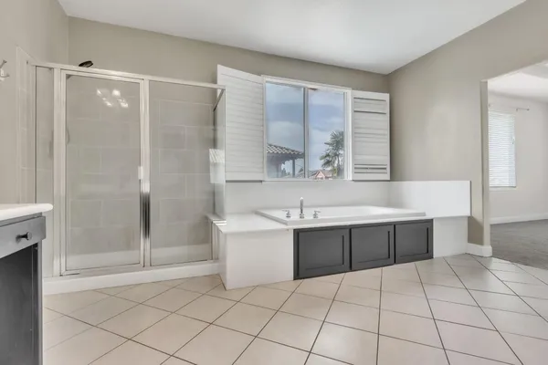 $699,900 | 3329 Vancouver Drive, Modesto, CA 95355