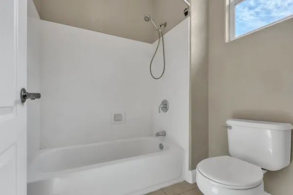 $699,900 | 3329 Vancouver Drive, Modesto, CA 95355