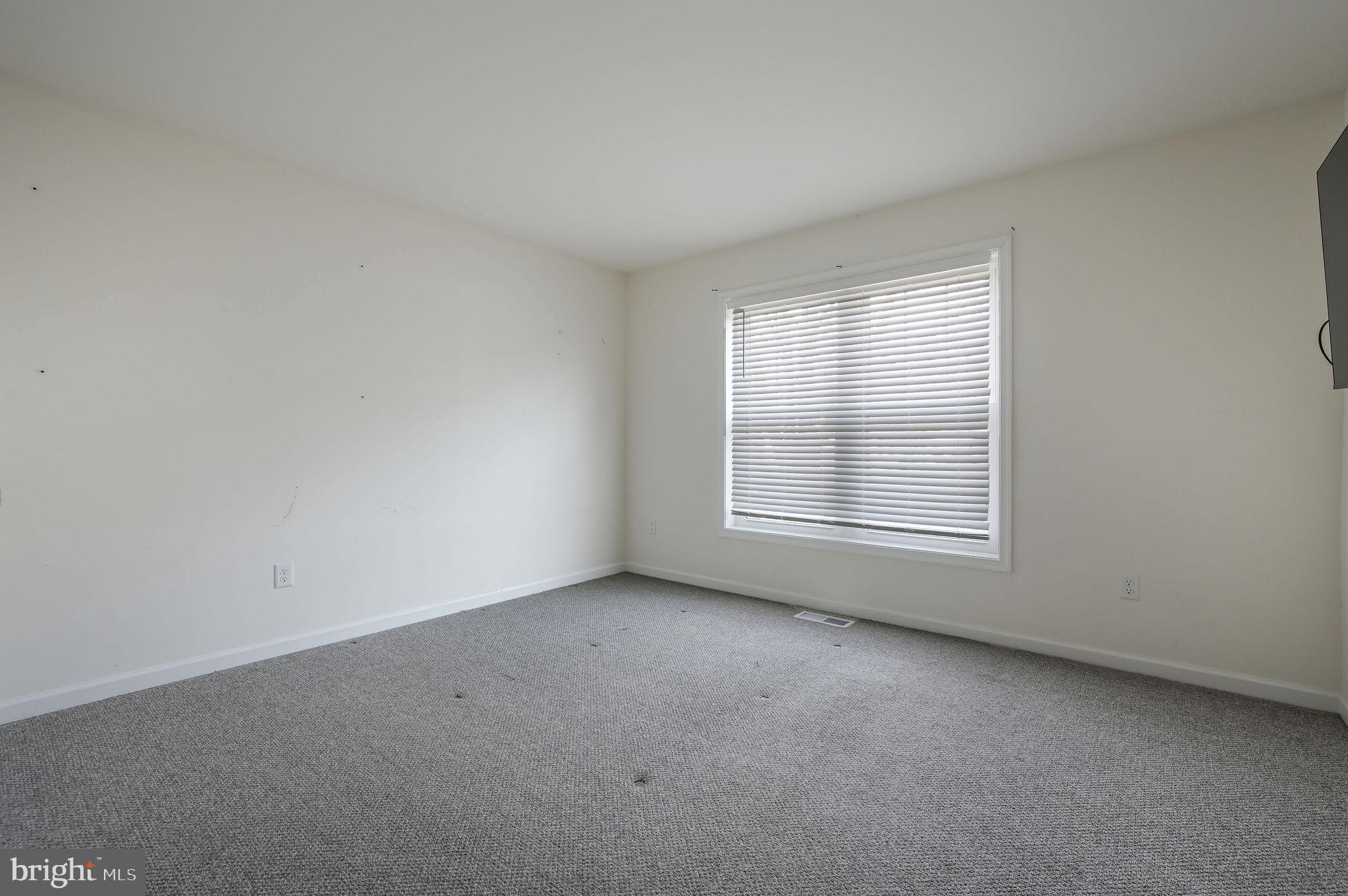 4 Senator Avenue Dover, DE 19901 - Photo 24 of 26 an empty room with a window