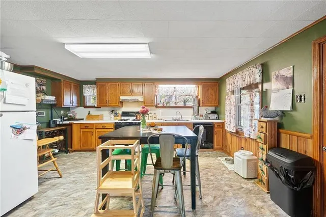 $315,000 | 2172 Highway 268, Chicora, PA 16025