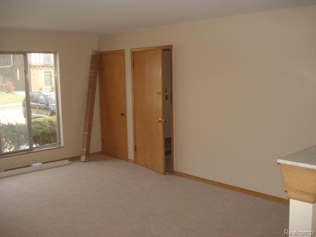 389-91 Neff Road Grosse Pointe, MI 48230 - Photo 9 of 14 DSC05537