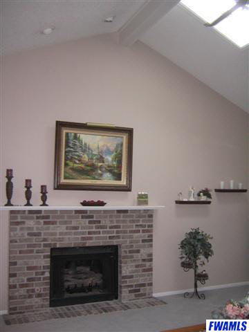 924 Mill Pointe Fort Wayne, IN 46845 - Photo 4 of 12