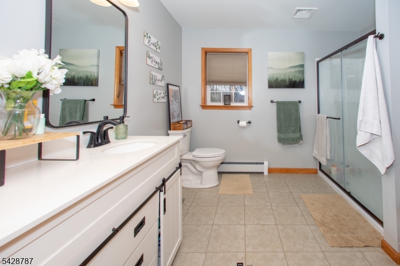 70 Holland Road Wantage, NJ 07461 - Photo 16 of 33