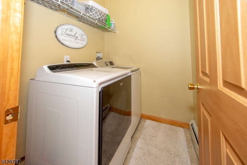 70 Holland Road Wantage, NJ 07461 - Photo 21 of 33