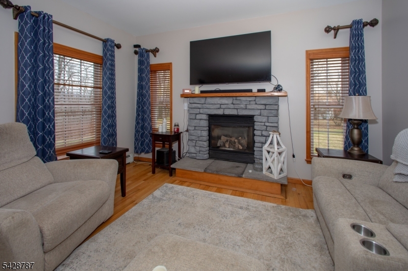 70 Holland Road Wantage, NJ 07461 - Photo 28 of 33