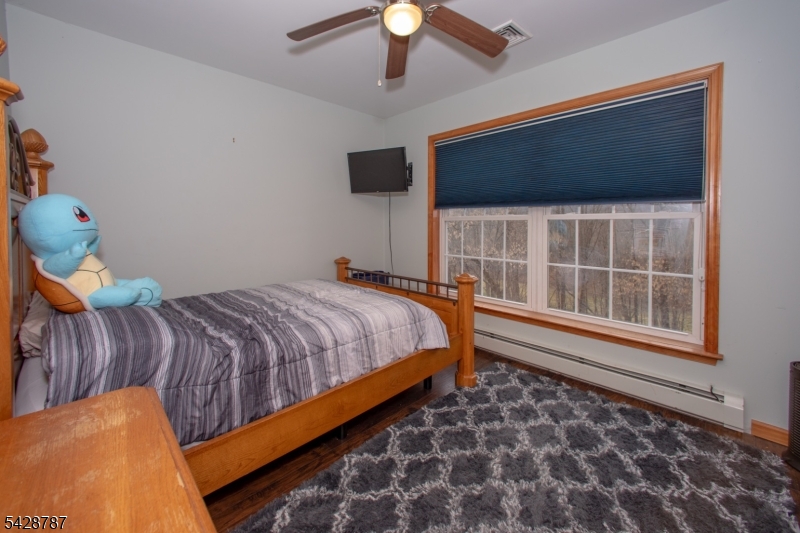 70 Holland Road Wantage, NJ 07461 - Photo 9 of 33