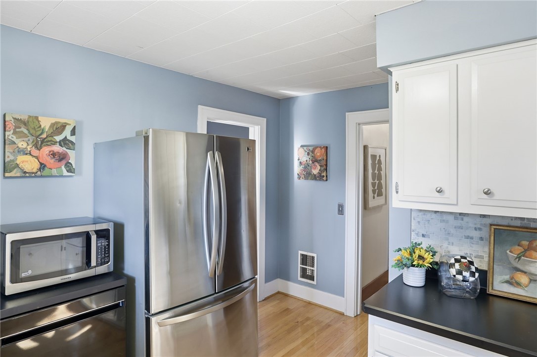 267 Laurelton Road Irondequoit, NY 14609 - Photo 15 of 37