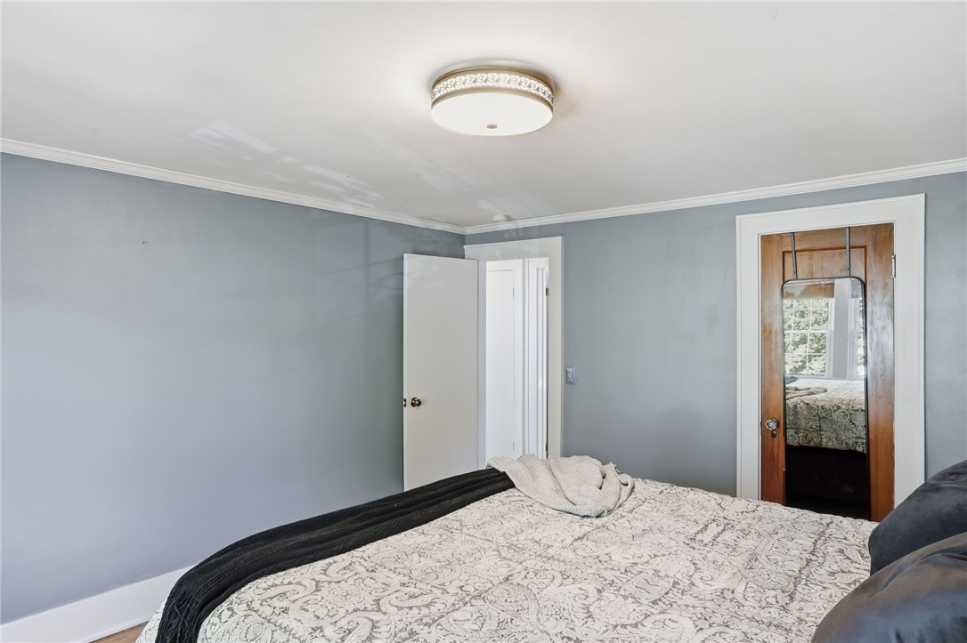 267 Laurelton Road Irondequoit, NY 14609 - Photo 21 of 37