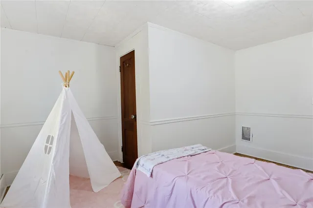 $245,000 | 267 Laurelton Road, Irondequoit, NY 14609