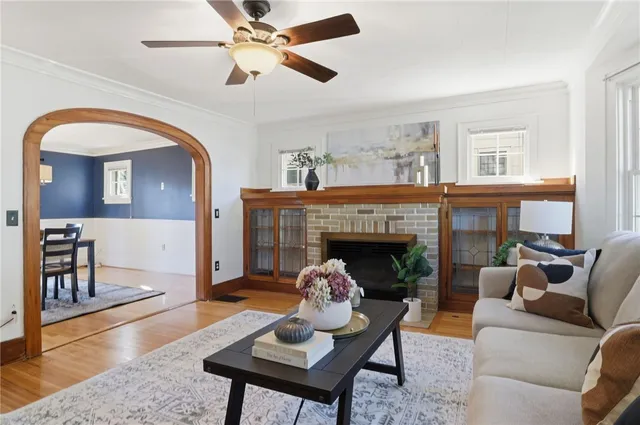 $245,000 | 267 Laurelton Road, Irondequoit, NY 14609