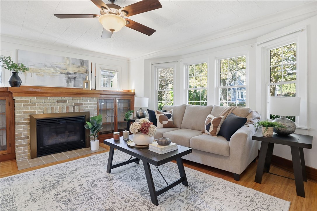 267 Laurelton Road Irondequoit, NY 14609 - Photo 7 of 37