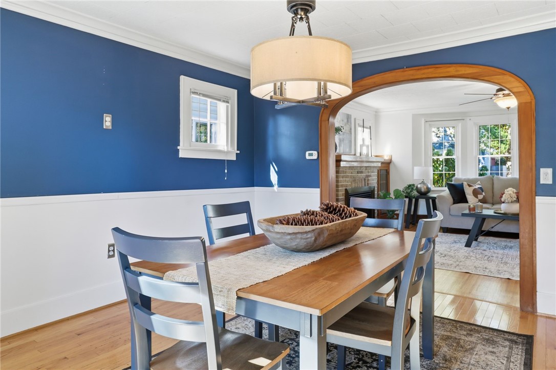 267 Laurelton Road Irondequoit, NY 14609 - Photo 10 of 37