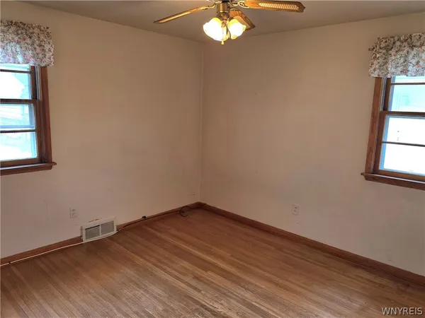 $149,900 | 85 Regent Street, Buffalo, NY 14206