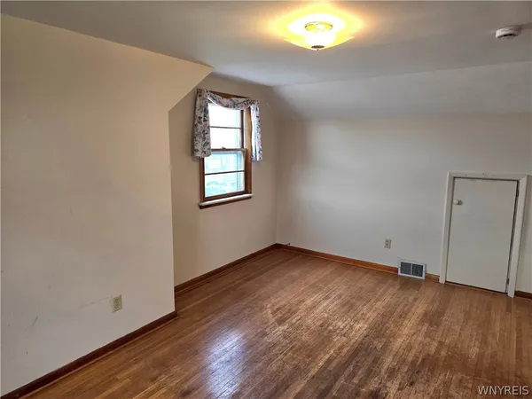 $149,900 | 85 Regent Street, Buffalo, NY 14206