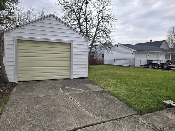 $149,900 | 85 Regent Street, Buffalo, NY 14206