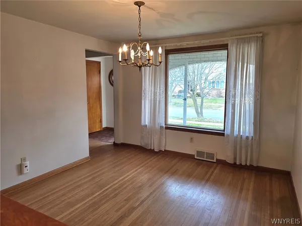 $149,900 | 85 Regent Street, Buffalo, NY 14206