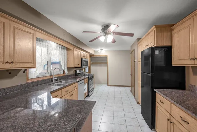 $309,900 | 2318 10th Avenue South, St. Cloud, MN 56301