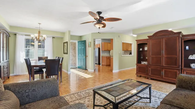 $595,000 | 2890 Winchester Highway, Lynchburg, TN 37352