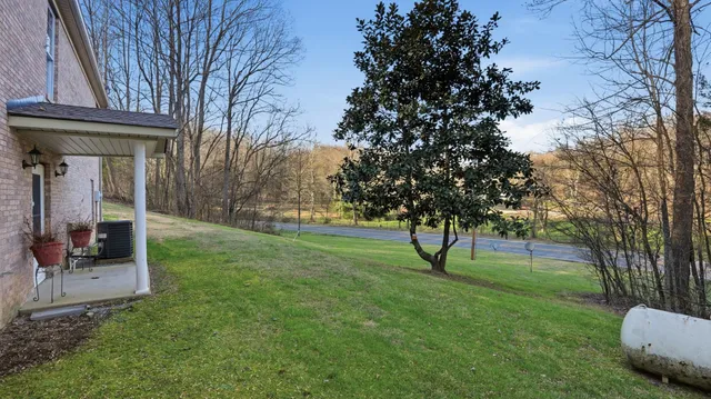 $595,000 | 2890 Winchester Highway, Lynchburg, TN 37352