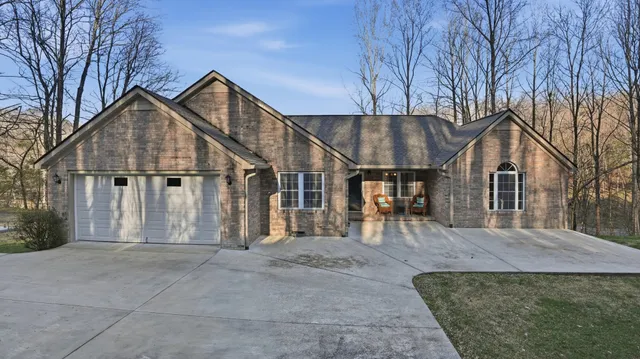 $595,000 | 2890 Winchester Highway, Lynchburg, TN 37352