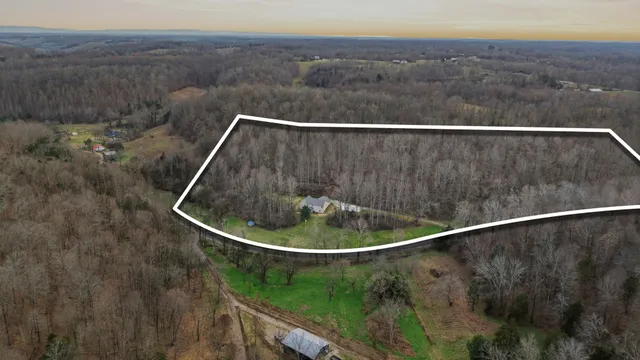 $595,000 | 2890 Winchester Highway, Lynchburg, TN 37352
