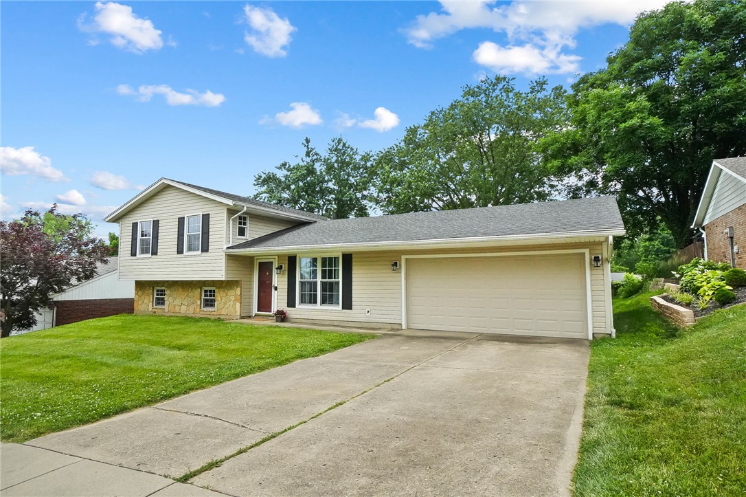 205 Evergreen Drive Springboro, OH 45066 - Photo 2 of 33