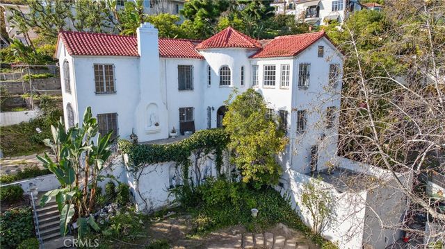 $2,300,000 | 2329 North Edgemont Street, Los Angeles, CA 90027