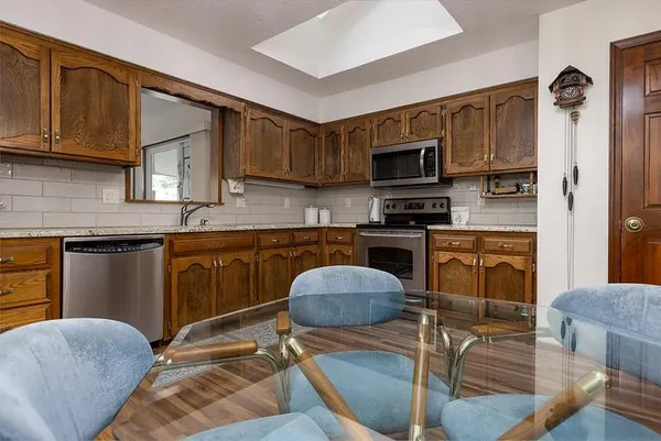 $335,000 | 2509 Northwest 86th Street, Kansas City, MO 64154