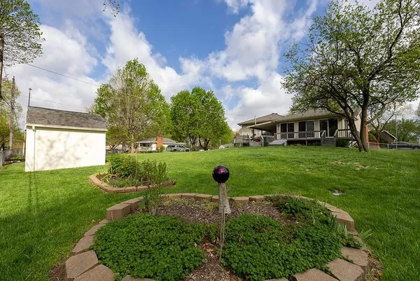 $335,000 | 2509 Northwest 86th Street, Kansas City, MO 64154