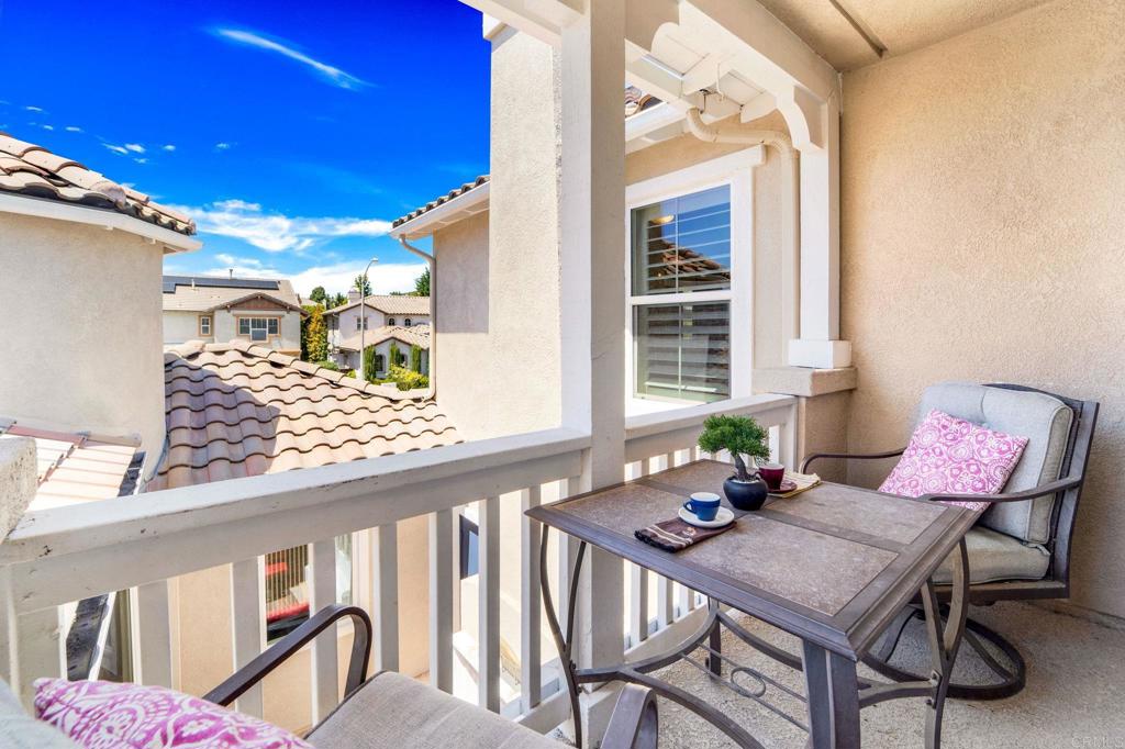 871 First Light Road San Marcos, CA 92078 - Photo 12 of 45 a view of a balcony dining area