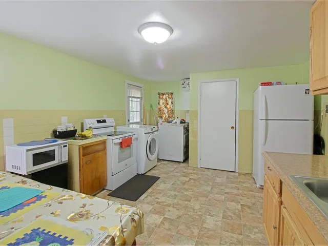 $499,000 | 37 Drew Street, Burlington, VT 05401