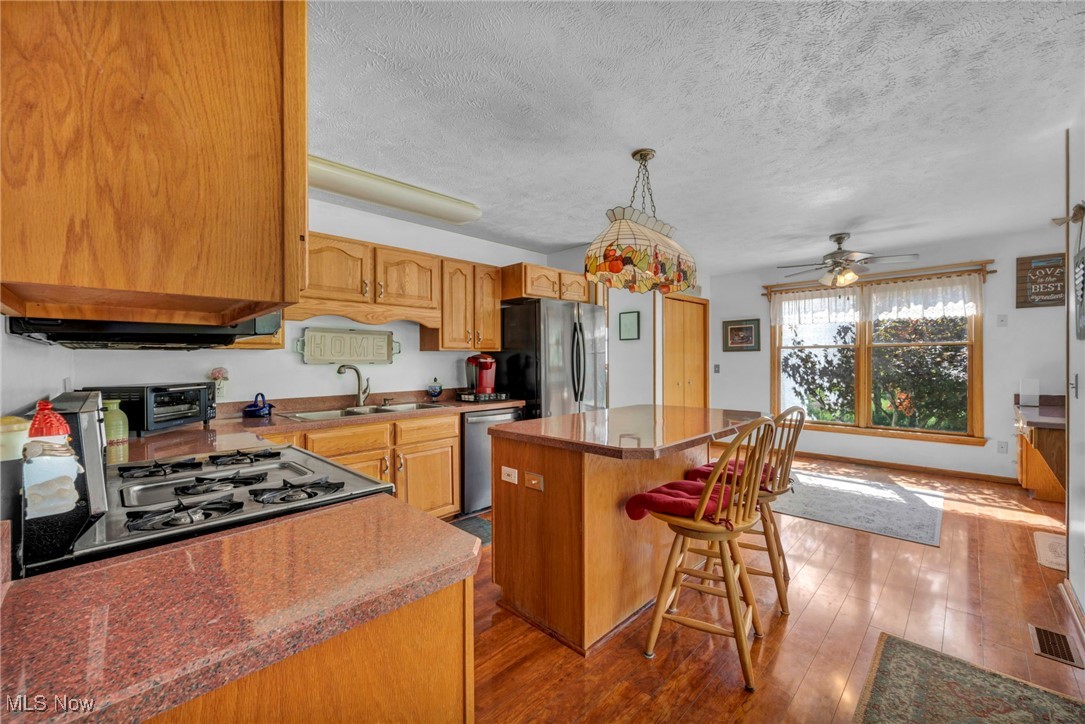 7646 Dewey Road Thompson, OH 44086 - Photo 16 of 46