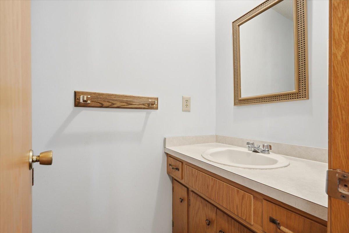 1430 8th Avenue Baldwin, WI 54002 - Photo 12 of 18