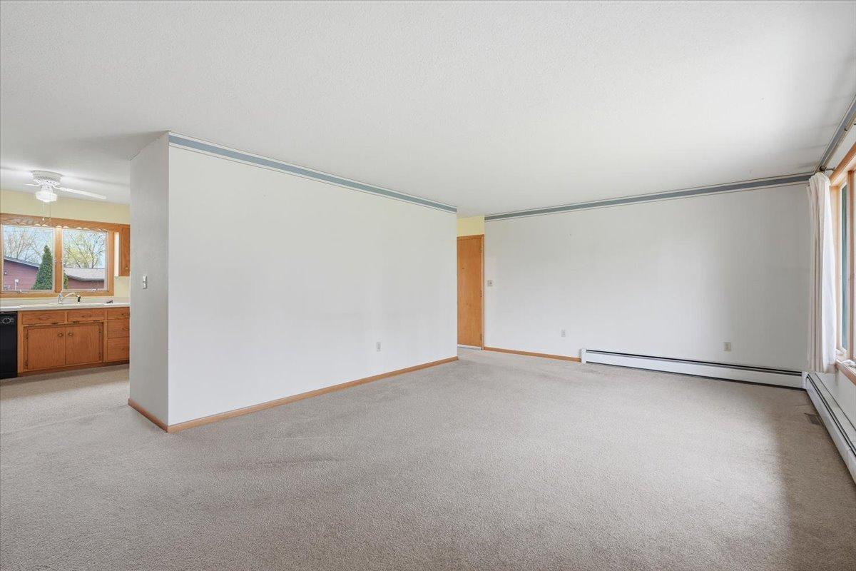 1430 8th Avenue Baldwin, WI 54002 - Photo 4 of 18