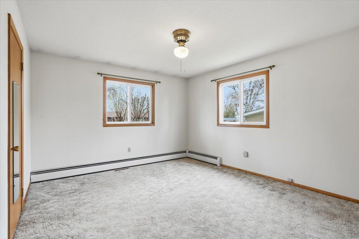 1430 8th Avenue Baldwin, WI 54002 - Photo 9 of 18