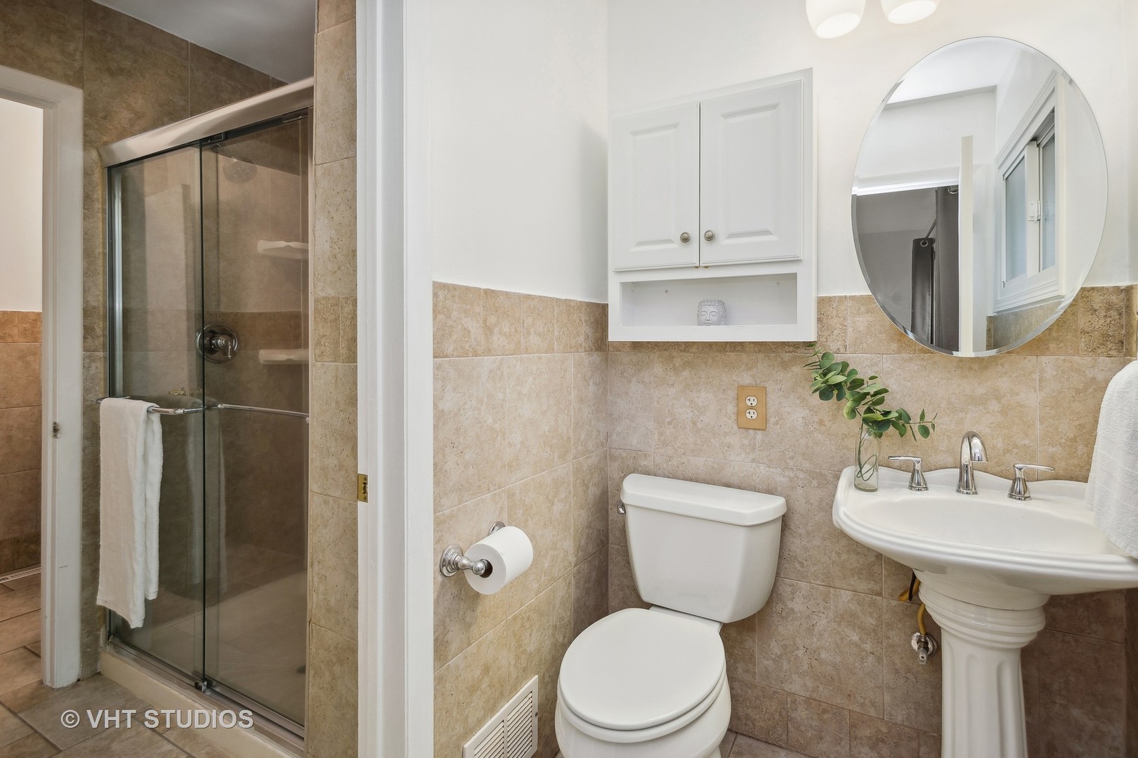541 Ridgewood Road Elk Grove Village, IL 60007 - Photo 10 of 16 Gallery Image 10